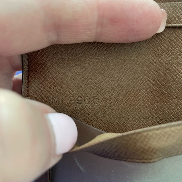 💯 authentic Louis Vuitton monogram card holder with box and COA - Picture 4 of 7